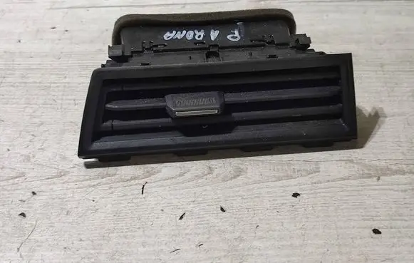 Seat Arona Dash center air vent grill 6F1820902M 00007 10142