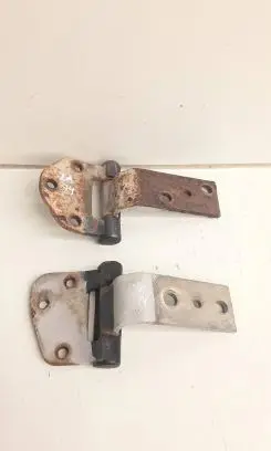 Toyota Land Cruiser (BJ70) Tailgate/trunk/boot hinge