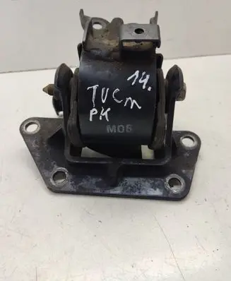 Hyundai Tucson JM Gearbox mount 218142E400 M06