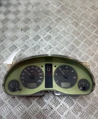 Volkswagen Sharan Speedometer (instrument cluster) 7M1919882R V98VW10849MB VBMJ1000394