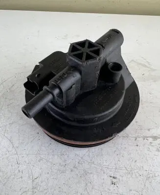 Citroen C5 Fuel filter housing 9645928180