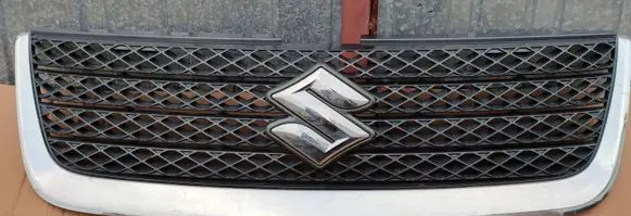 Suzuki Grand Vitara II Front bumper upper radiator grill 7174177K00