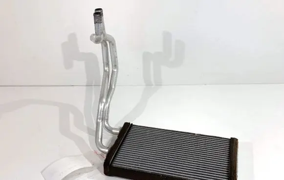 Suzuki Grand Vitara II Heater blower radiator