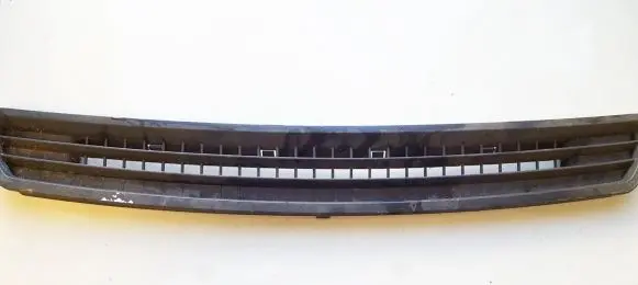 Nissan Qashqai Dash center air vent grill 68745jd000
