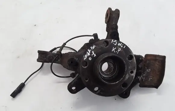 Renault Laguna III Front wheel hub