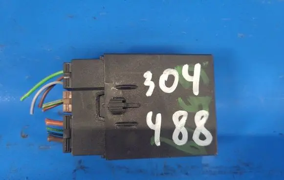 Mini One - Cooper R57 Central body control module 692643501