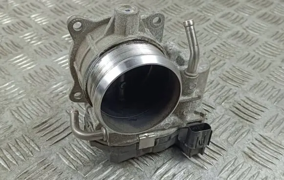 Alfa Romeo Stelvio Throttle valve D2J7G5U7W