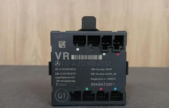 Mercedes-Benz E C207 W207 Door control unit/module 2129004502 A2129004502