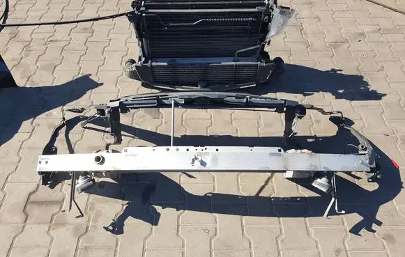 Mercedes-Benz C W204 Radiator support slam panel 