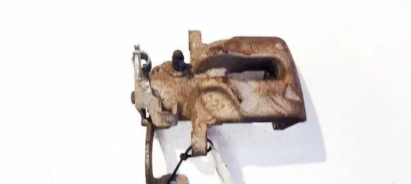 Toyota Auris 150 Rear brake caliper