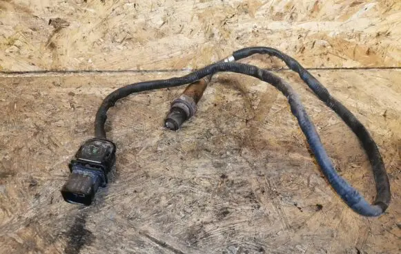 Mercedes-Benz C W203 Lambda probe sensor 0045423618 0S000705T197