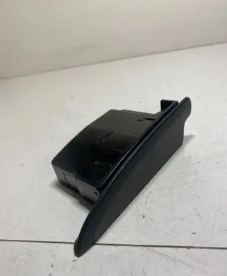 Volkswagen Touran I Rear door ashtray 