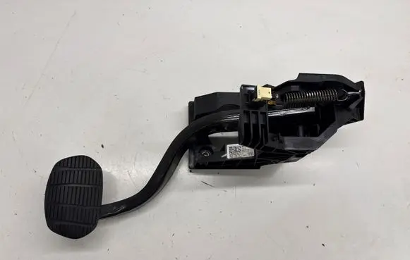 BMW X1 F48 F49 Brake pedal 6856596 35006856596