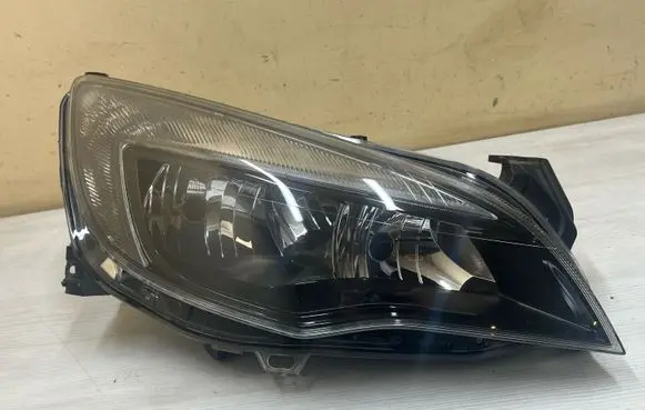Opel Astra J Headlight/headlamp 1EG01001162