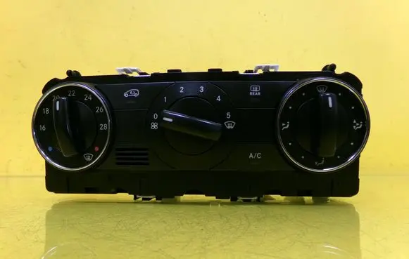 Mercedes-Benz A W169 Climate control unit A1698301785