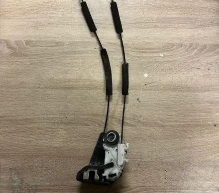 Subaru Outback (BS) Rear door lock T6014120F2