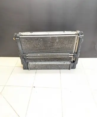 BMW 3 E90 E91 Radiator set 4367231 781291403 4381497