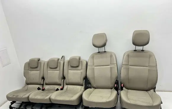 Seat set