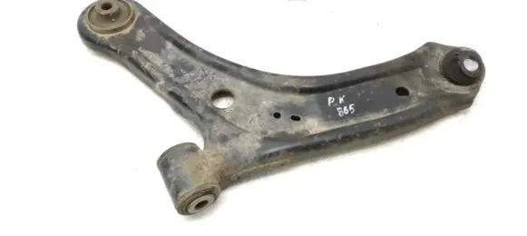 Suzuki SX4 S-Cross Front lower control arm/wishbone 4526261M00