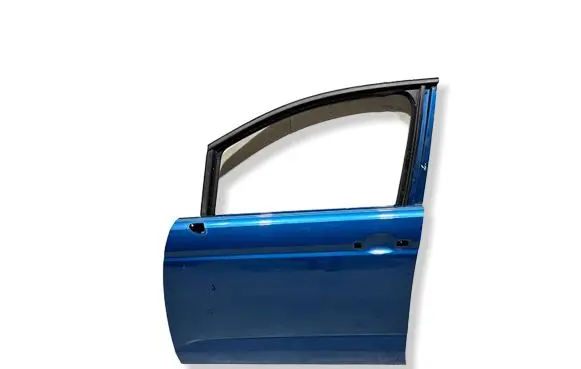 Volkswagen Touran III Front door 5TA831311