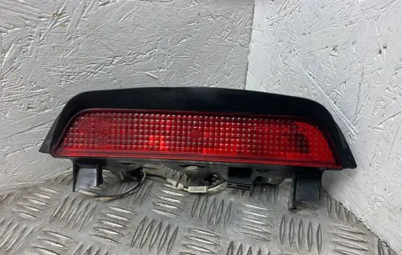 Dodge Durango Third/center stoplight 155055130 55076679