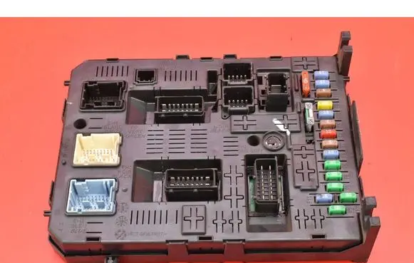 Fuse box set