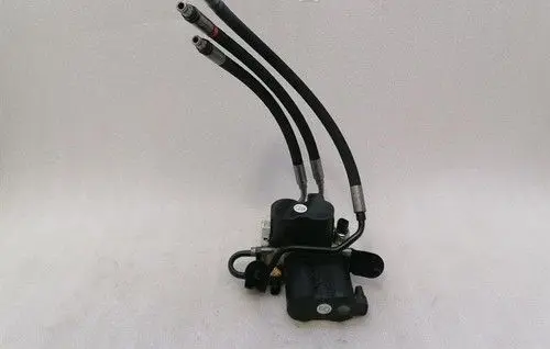Mercedes-Benz CL C216 Hydraulic servotronic pressure valve A2213200358