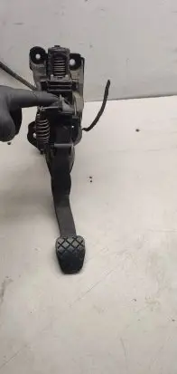 Volkswagen PASSAT B8 Clutch pedal 5q1721059ga