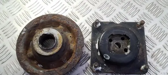 Mazda MPV Coil spring mount 
