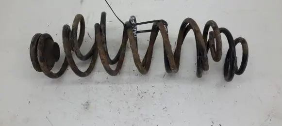 Volkswagen Golf IV Rear coil spring