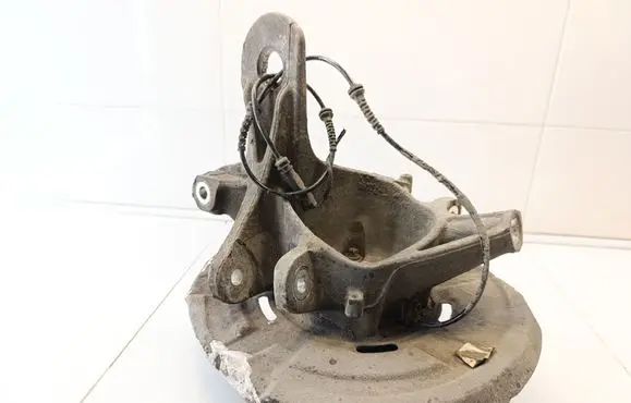 BMW 5 F10 F11 Rear wheel hub spindle/knuckle