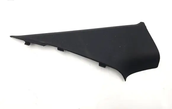 (D)pillar trim (top)