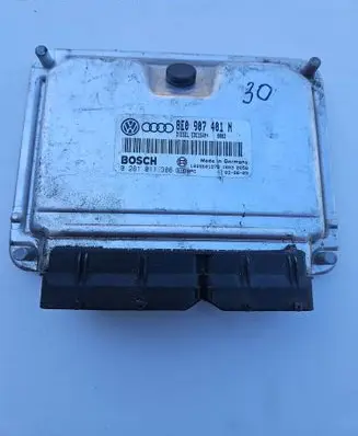 Audi A6 S6 C5 4B Engine control unit/module 8E0907401N 0281011386 1039S01878