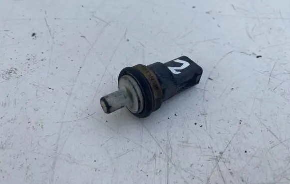 Volkswagen PASSAT B6 Coolant temperature sensor 06A919501A