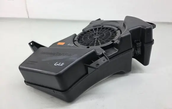 Mercedes-Benz GLE (W166 - C292) Subwoofer speaker A1668202202