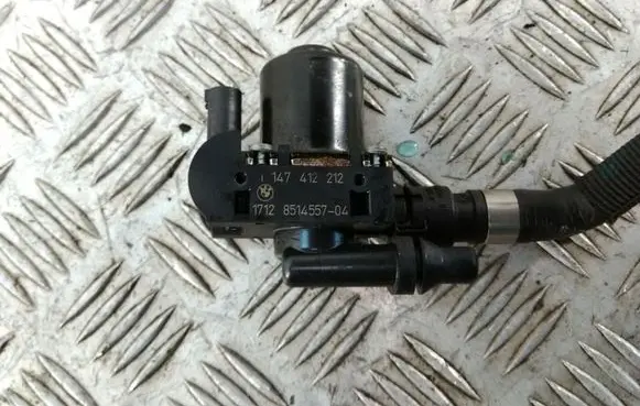 Coolant heater control valve