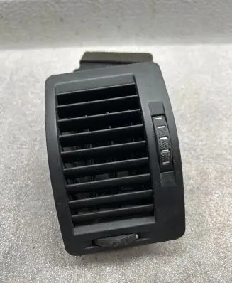 Skoda Octavia Mk2 (1Z) Front grill 1Z0819701