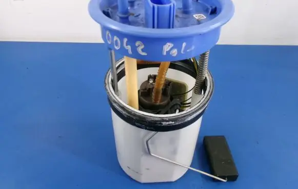 Volkswagen Cross Polo In-tank fuel pump 6R0919051N