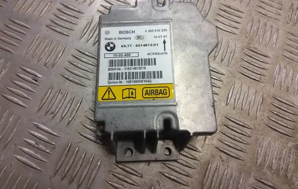 BMW 1 E82 E88 Airbag control unit/module 9214812
