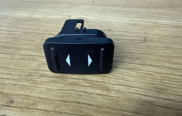 Ford Mondeo MK IV Electric window control switch 6M2T14529AD