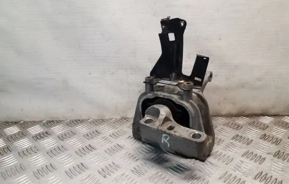 Engine mount bracket