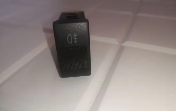 Fog light switch