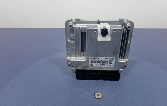 BMW 7 F01 F02 F03 F04 Engine control unit/module ECU 8579478