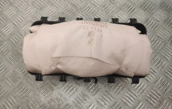 Jeep Cherokee Passenger airbag 0589P1000470