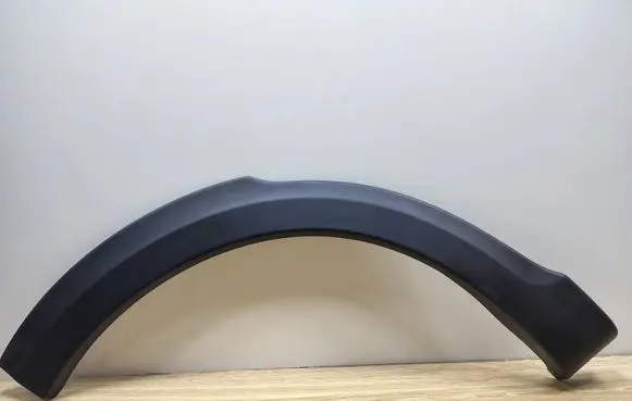 Suzuki Celerio Rear arch trim 15001893
