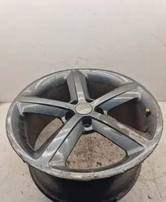 R18 alloy rim