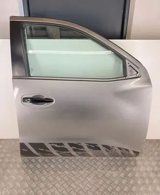 Nissan Navara D23 Front door
