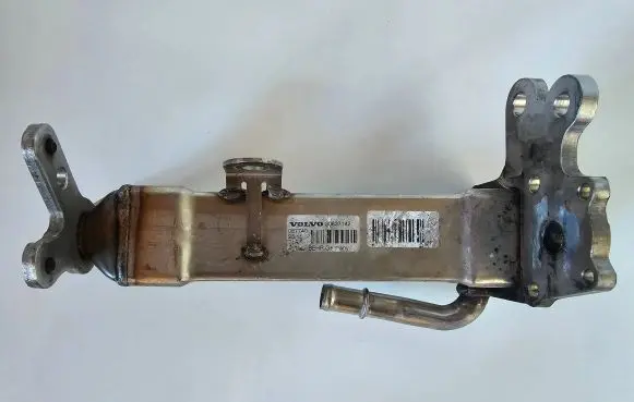 Volvo XC90 EGR valve cooler 30637142 087740
