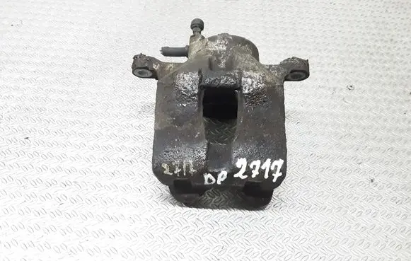 Toyota Corolla Verso E121 Front brake caliper