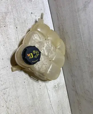 Ford Focus Coolant expansion tank/reservoir jx618a080cb